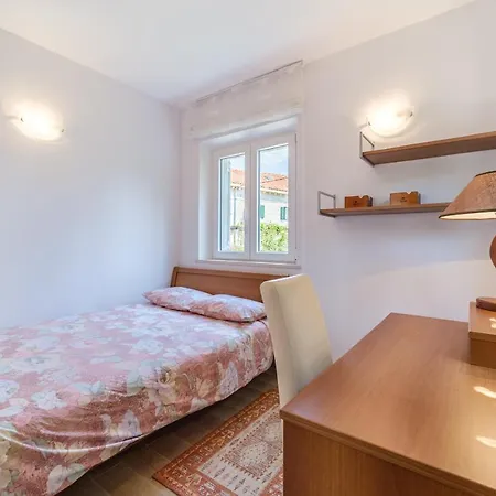 Lucica Seaview Appartement Sutivan