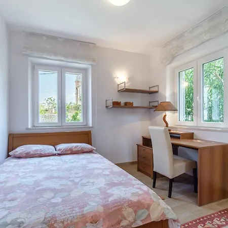 Lucica Seaview Apartament